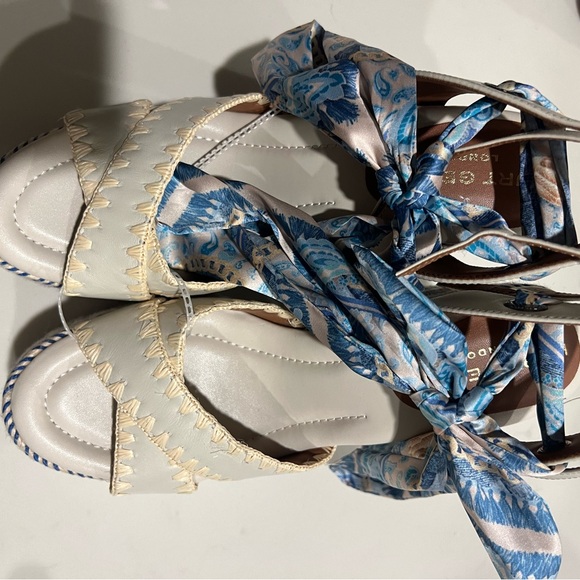 KURT Geiger CHELSEA SCARF PLATFORM HEEL SZ 40.5 - Picture 3 of 5